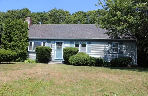 Centerville House | Cape Cod Beach House with central AC