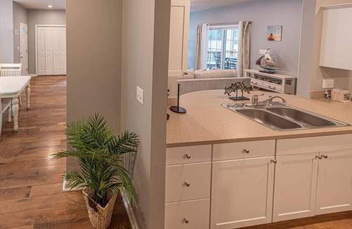 Ocean Pines House | Capetown Gone Coastal - Non Group Rental, Sleeps 10