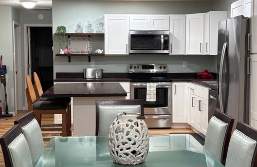 Weeki Wachee Gardens House | Captain's Corner, 4/2 w/Heated Pool & 4 kayaks Waterfront Canal Weeki Wachee