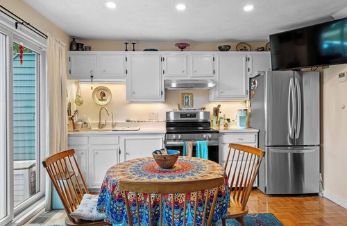 Gloucester House | Captain’s Lookout with Harbor Views & Roof Deck