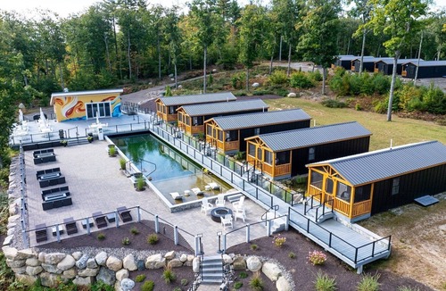 North Sebago Villa | Cardinal Limit 3 1 Bedroom Cabin
