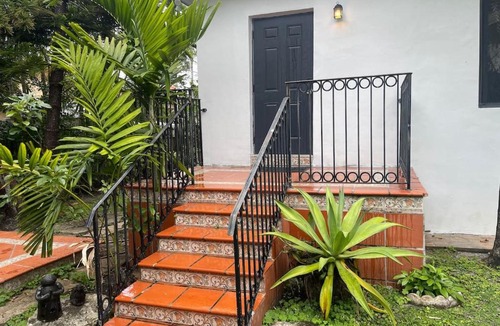 Flagami House | Casa Bugambilia, Miami