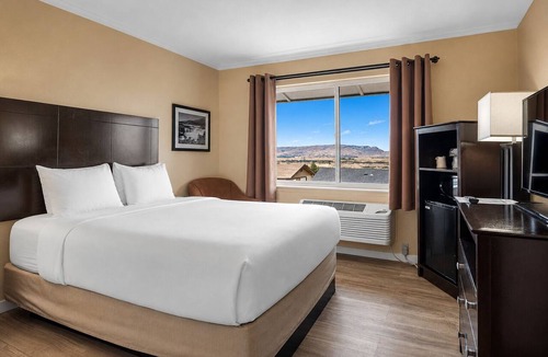 The Dalles Hotel | Celilo Inn