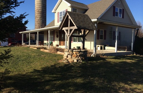 Dillsburg House | Central Pa. Country Home with Privacy & Room to Relax! Close to Many Attractions