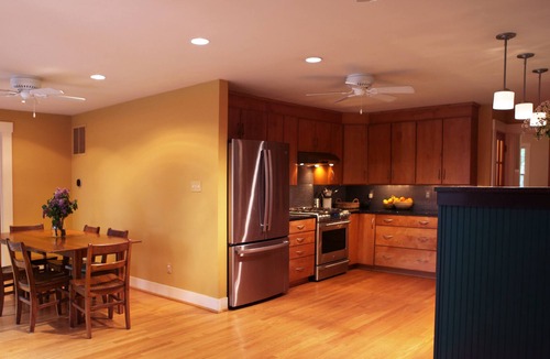 South Kensington House | Charming and Beautiful American Craftsman Bungalow