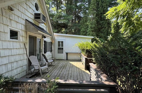 Water Mill Cottage | Charming Bridgehampton cottage on 4.5 acre Estate. 2BR, 1BA