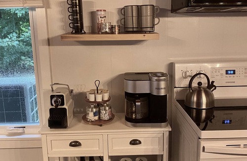 Gilford House | Charming Chalet 5 minutes to both Lake Winni & Gunstock Mtn