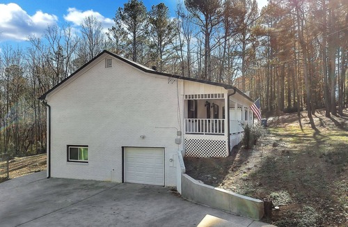 Auburn Apartment | Charming Dacula Hideaway