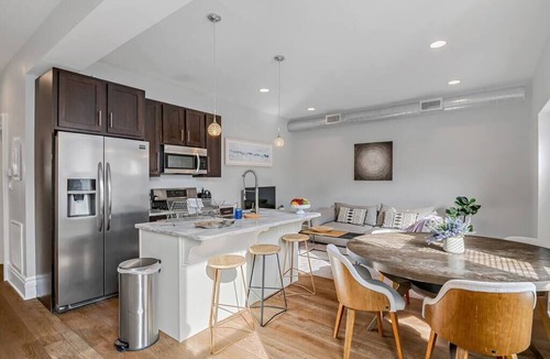 Downtown Harrisburg Apartment | Charming HBG Haven: Cozy 1BR Apt