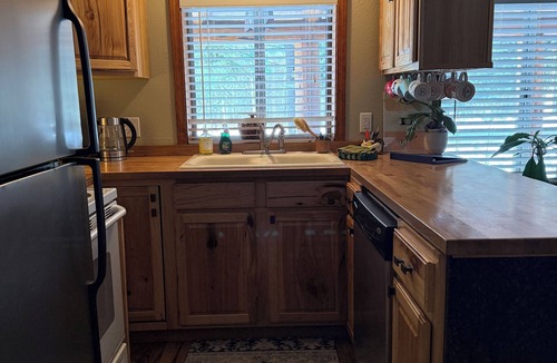McCall Cabin | Charming Miller Cabin in McCall! Sauna, utilities, snow removal, pet friendly!