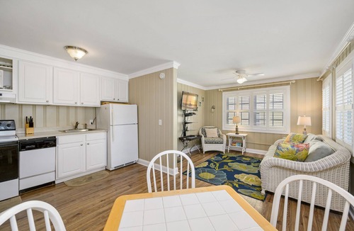 Midtown Ocean City Cottage | Charming Oceanblock Cottage just steps to beach! FREE LINENS