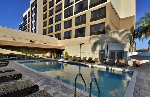Orlando House | Charming Rm for Business & Leisure, Near Shops!