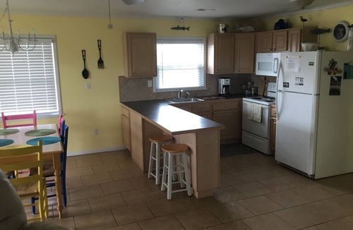 Colington House | Chillin' -3 BR, 4 min walk to beach,possible discounts for open weeks