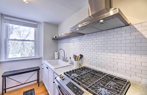 Northside Apartment | Cincinnati Vacation Rental: 6 Mi to Downtown!