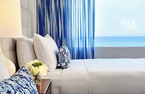 East Fort Lauderdale Hotel | Close to Downtown Fort Lauderdale! Ocean View! Parking, Pool, Pets Allowed!