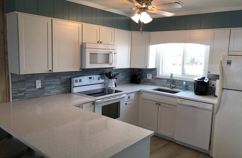 Ocean Isle Beach Condo | Coast Awhile in Ocean Isle Beach