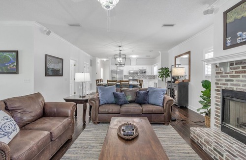 Saint Simons Island House | Coastal Clubhouse | Hot Tub, Game Room & Pet-Friendly Vacation Home