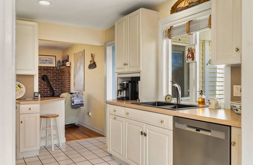 Yarmouth House | Coastal Escape on Cousins Island in Yarmouth, Maine