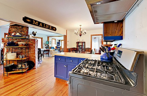 Georgetown Cottage | Coastal Haven - The Grey Cottage, 3 bedrooms on tidal bay