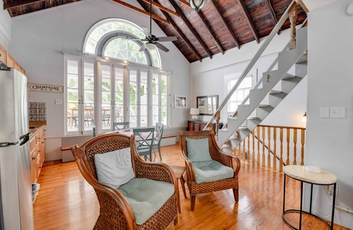Historic Seaport Apartment | Coastal Rose - Private Pool & Near Duval