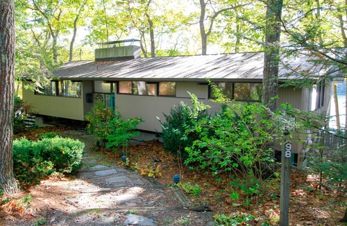 Damariscotta House | Coffee on your deck with a serene sunrise as you watch eagles soar