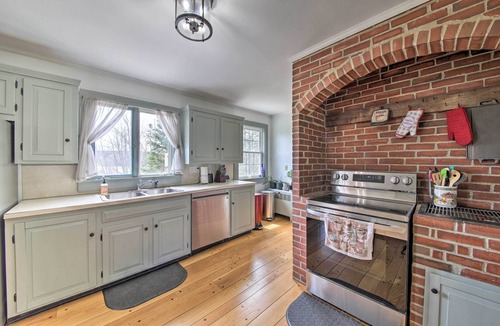Bucksport House | Colonial Home in Bucksport w/River Views!