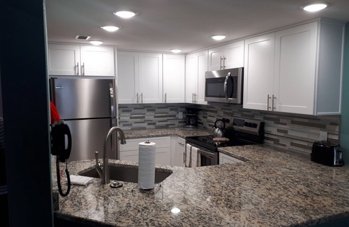 Seacoast Shores Condo | Comfortable 2 bedroom right on the beach