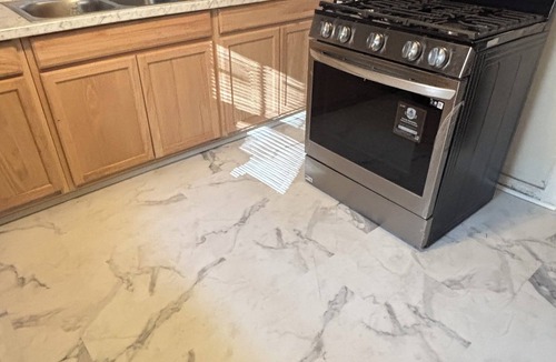 Ruston Apartment | Comfortable 2BR Retreat in Ruston Perfect for Game Days”