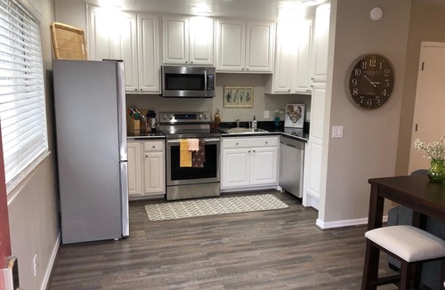 Deer Valley Apartment | CONVENIENTLY LOCATED ONE BEDROOM APARTMENT IN NORTH PHOENIX
