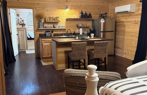 Fredericksburg Bed & Breakfast | Cope's Haven