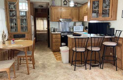 Ocean Pines Cottage | cottage, community pool, playground, boating, crabbing kayaking and fishing!