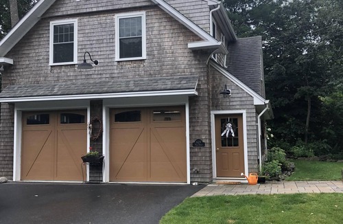 York Harbor House | Couples Getaway In The Heart Of The Harbor