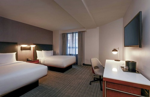 Theatre District Hotel | Courtyard by Marriott Boston Downtown