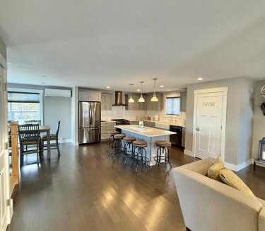 Standish Villa | COVE OVERLOOK LIMIT 6 villa