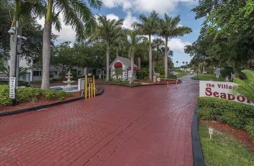 Villages of Seaport Condo | Cozy 1-bedroom condo in perfect Cape Canaveral with AC