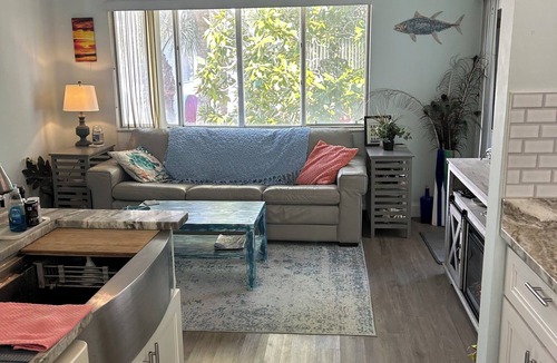 Port Canaveral Condo | Cozy 1-bedroom condo in wonderful Cape Canaveral, complex on beach.