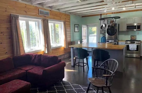 Charleston Cabin | Cozy 1-bedroom home with spectacular sunsets, private deck and full fitness gym