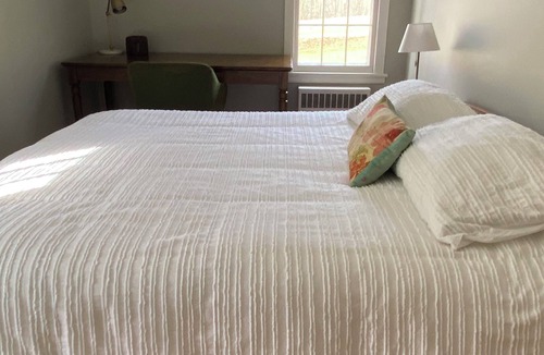 Greenwich House | Cozy 2-bedroom guesthouse in a charming farm setting