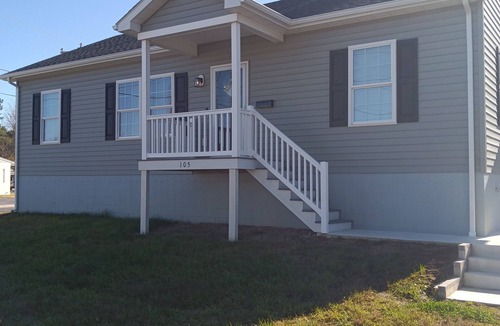 Crisfield House | Cozy 2-bedroom house in lovely Crisfield with AC