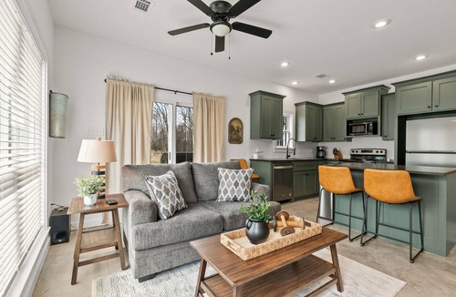 Greenbrier Apartment | Cozy apartment located a short drive north of Conway, AR!