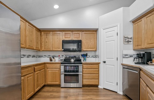 Nampa House | Cozy Cottage: relaxing retreat, pet and family friendly