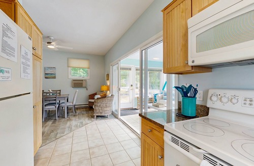 Summer Village Cottage | Cozy Cottage with Pools, Pickleball, Game Room, and Trolley to Nearby Beaches