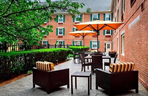 Danvers Apartment | Cozy Deluxe Unit in Danvers, Pet-friendly Property! Outdoor Pool!