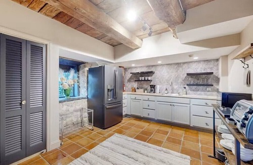 Mays Chapel Apartment | Cozy Large In-Law Suite in Historic area of Northern Baltimore County