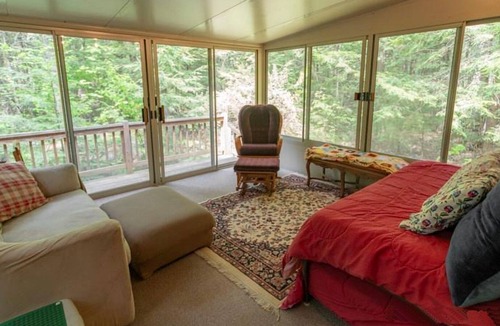 Rome Cabin | Cozy Log Cabin Belgrade Lakes Rome Maine