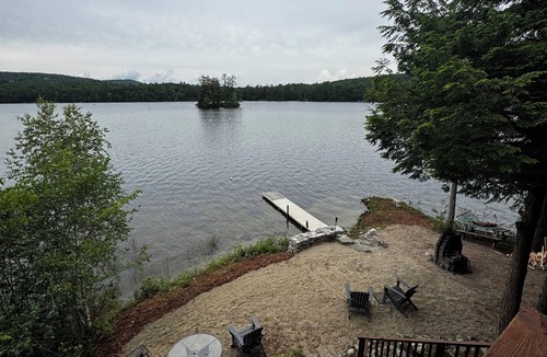 Raymond House | Cozy Maine Camp on Private Peninsula