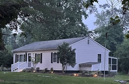 Upperville Cottage | Cozy, Pet-friendly Cottage in the Middleburg Wine region