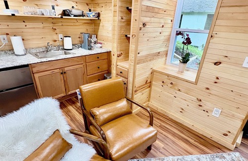 Harpers Ferry Apartment | Cozy Rustic Walkout Basement Cabin in Historic Harpers Ferry