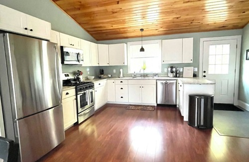 Seal Cove House | Cozy & Spotless 2‑Bedroom Cottage Just Minutes to Acadia National Park