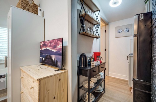 Miami Springs Apartment | Cozy Studio Just 5 Minutes from Miami Airport! Comes with 1 Free Parking Space.